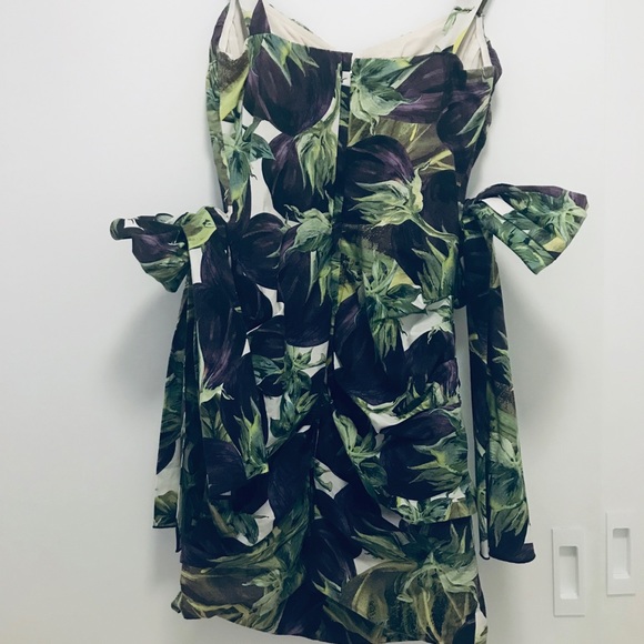 Iconic Dolce & Gabbana Eggplant Dress Spring 2012 - Picture 4 of 5